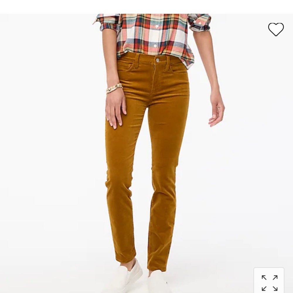NWT 9”Mid Rise Corduroy Pants- Brown Size 31